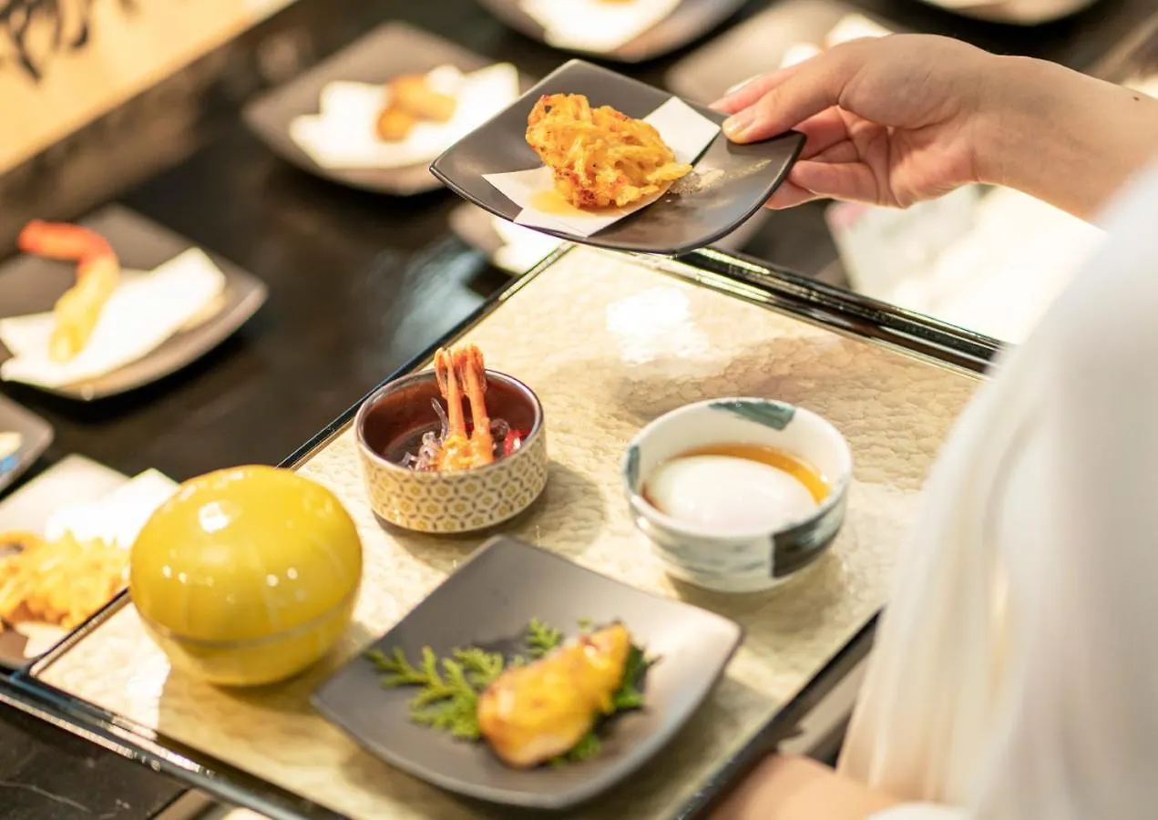 Kyoto Yamashina Hotel Sanraku 4*,